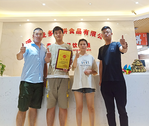 恭喜河南新乡封丘王先生加盟正宗麦多馅饼项目